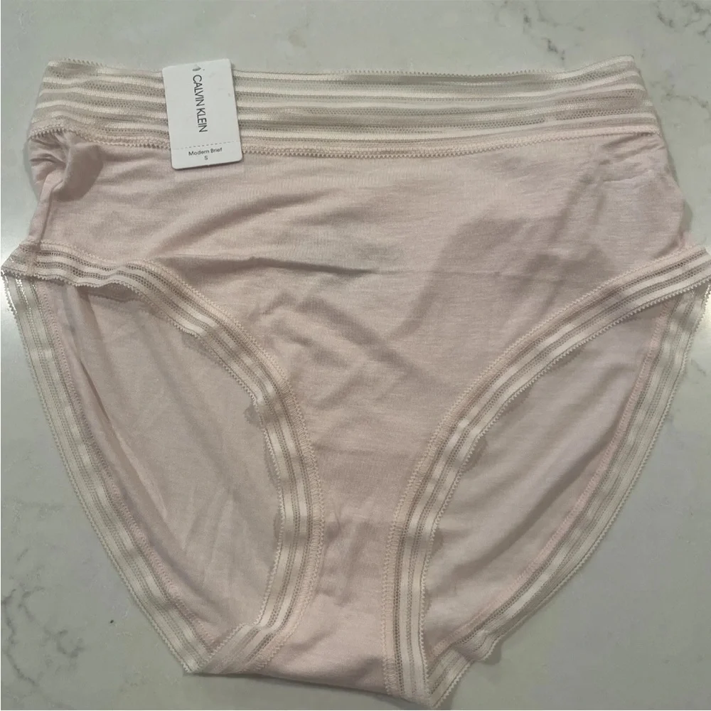 Calvin Klein calvin klein